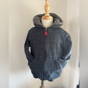 Cat & Jack faux lambs wool sweatshirt 5T